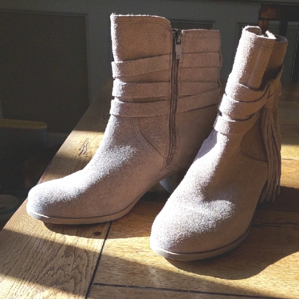 Koolaburra by UGG Women's Suede Ankle Boots - Tan